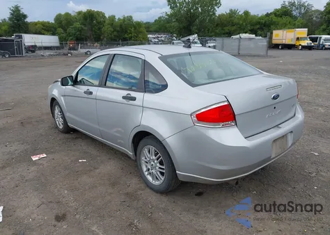 2009 Ford Focus Se z USA, uszkodzony, nr VIN 1FAHP35N89W222189
